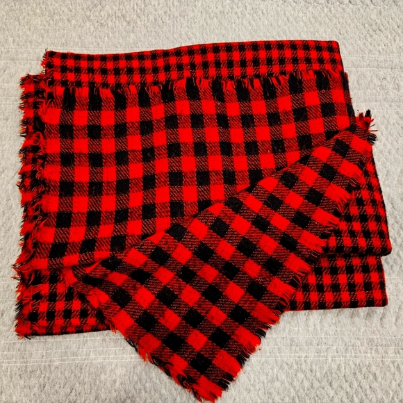ZARA plaid scarf - Picture 1 of 1